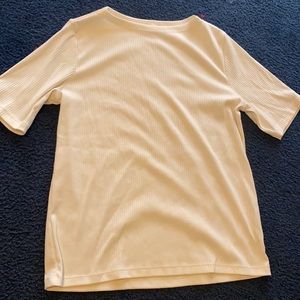 Plan white ribbed t-shirt, thickish material